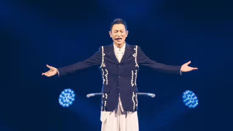 劉德華魅力非凡,演唱會總是一票難求。(圖/超級圓頂提供) 劉德華魅力非凡,演唱會總是一票難求。(圖/超級圓頂提供)