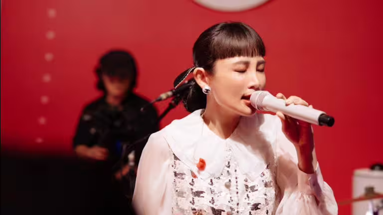 魏如萱曾組團出道，而後因喉嚨問題休養1年。（圖／翻攝自魏如萱臉書）