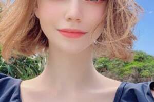 被稱為德國仙女的98年模特Chloe