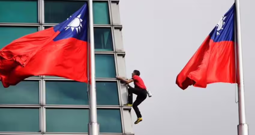 全球關注!霍諾德成功登頂101 陸網卻震驚「台灣可以用Netflix?」