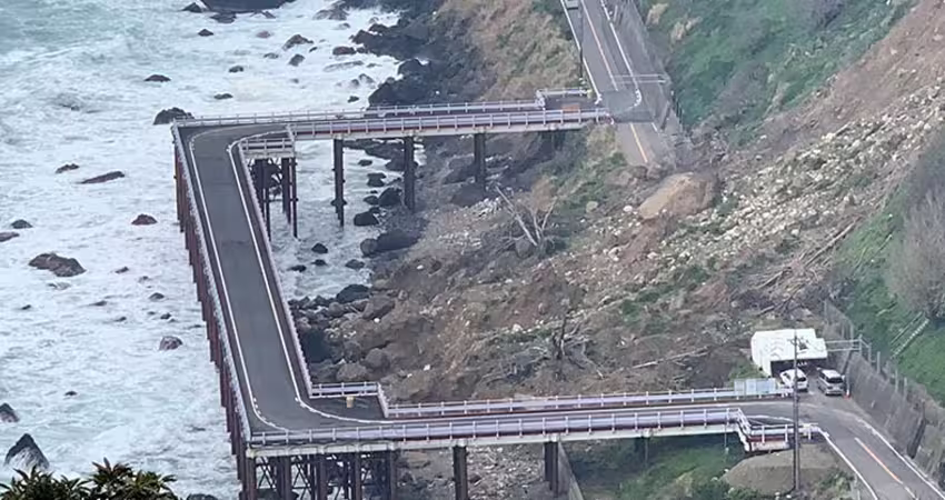 土石流沖垮公路怎辦？超狂設計「ㄈ字直角橋」直接繞過去