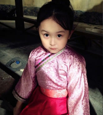 劉楚恬6歲演出古裝劇《羋月傳》被觀眾熟知。(圖/取自劉楚恬微博) 劉楚恬6歲演出古裝劇《羋月傳》被觀眾熟知。(圖/取自劉楚恬微博)