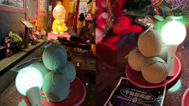 粉絲準備哈密瓜以及哈密瓜手燈拜月老,盼望能搶到告五人演唱會門票。(圖/歌迷提供) 粉絲準備哈密瓜以及哈密瓜手燈拜月老,盼望能搶到告五人演唱會門票。(圖/歌迷提供)