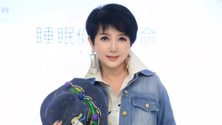 周思潔推出全新EP《人生就是學》。(圖/萊格悠國際文化提供) 周思潔推出全新EP《人生就是學》。(圖/萊格悠國際文化提供)