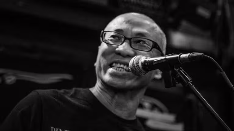 韓賢光在上海打羽毛球時,因「突發心因性猝死」,搶救多日無效。(圖/翻攝自韓賢光臉書) 韓賢光在上海打羽毛球時,因「突發心因性猝死」,搶救多日無效。(圖/翻攝自韓賢光臉書)