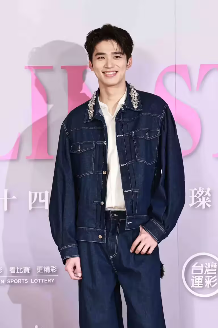 ▲王品澔在新劇《拜六禮拜》中飾演同志,表現亮眼。(圖/伊林娛樂提供) ▲王品澔在新劇《拜六禮拜》中飾演同志,表現亮眼。(圖/伊林娛樂提供)
