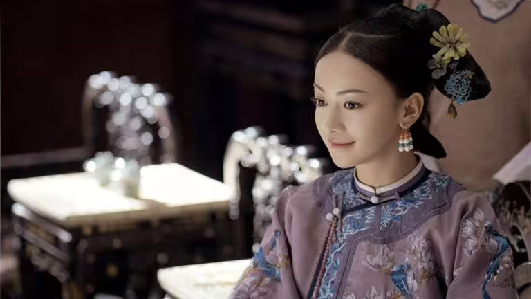 吳謹言憑《延禧攻略》紅遍兩岸。(圖/翻攝自吳謹言微博) 吳謹言憑《延禧攻略》紅遍兩岸。(圖/翻攝自吳謹言微博)