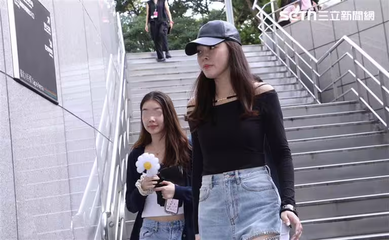 曾馨怡與女兒都有到場。(圖/記者鄭孟晃攝影) 曾馨怡與女兒都有到場。(圖/記者鄭孟晃攝影)
