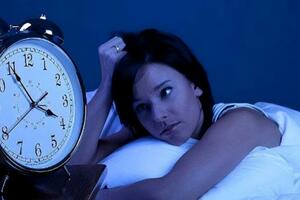 整夜都失眠睡不著？專家：這5個方法或有效，讓你安睡到天亮