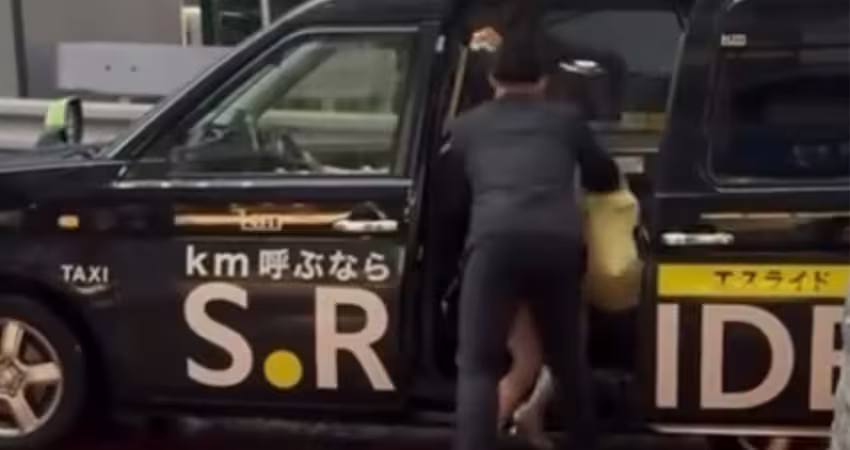 涉谷驚爆當街擄人！女子被強拖上車　內行網友揭真相