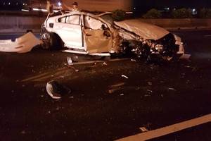 BMW國道自撞翻滾　駕駛乘客拋飛雙亡