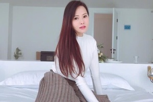 伊能靜與閨蜜們提前慶生六人同款尖下巴超吸睛