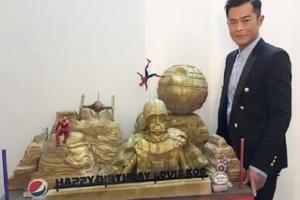 古天樂47歲生日收“星球大戰”蛋糕：我怎麼捨得吃