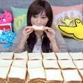 嬌小的日本大胃女生挑戰「吃下100片吐司」卻中途停下，大家還以為她要放棄…聽到原因卻都傻了！