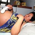 45歲高齡產婦超音波檢查顯示是「龍鳳胎」，但孩子出生後媽媽卻崩潰大哭！ 