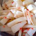 吃蘿蔔可以抗癌！酸甜辣脆的醃蘿蔔，做法就是這麼簡單，開胃的好料理，怎能少了這一味！