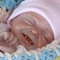 剛出生嬰兒竟然長出牙齒，醫院同時有數例嬰兒離奇死亡，沒想到最後…..恐怖到不敢看下去！ 