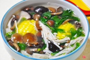這位日本博士差點死於癌症，但靠了這碗「五行蔬菜湯」成功抑制了癌症。連一般人喝都健康滿分！