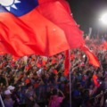 挺韓遊行風光落幕： 韓國瑜提5大承諾！「維護中華民國主權」全力衝刺台灣經濟、造福台灣人民。