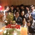 日本網民吐槽：秋元康六十歲生日派對曝光，集齊超豪華的AKB陣容