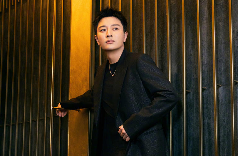 賈乃亮離世遭瘋傳,他曬近照傻眼闢謠。(圖/微博 賈乃亮) 賈乃亮離世遭瘋傳,他曬近照傻眼闢謠。(圖/微博 賈乃亮)