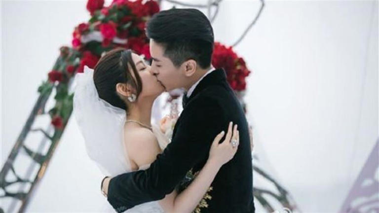 陳妍希和陳曉結束8年婚姻。(圖/翻攝自陳妍希微博) 陳妍希和陳曉結束8年婚姻。(圖/翻攝自陳妍希微博)