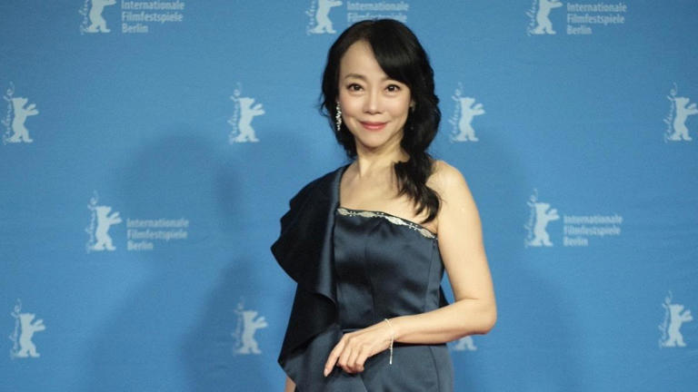 范瑞君穿HUANG SHU CHI晚禮服出席《愛作歹》在柏林影展的首映。(圖/范瑞君提供) 范瑞君穿HUANG SHU CHI晚禮服出席《愛作歹》在柏林影展的首映。(圖/范瑞君提供)