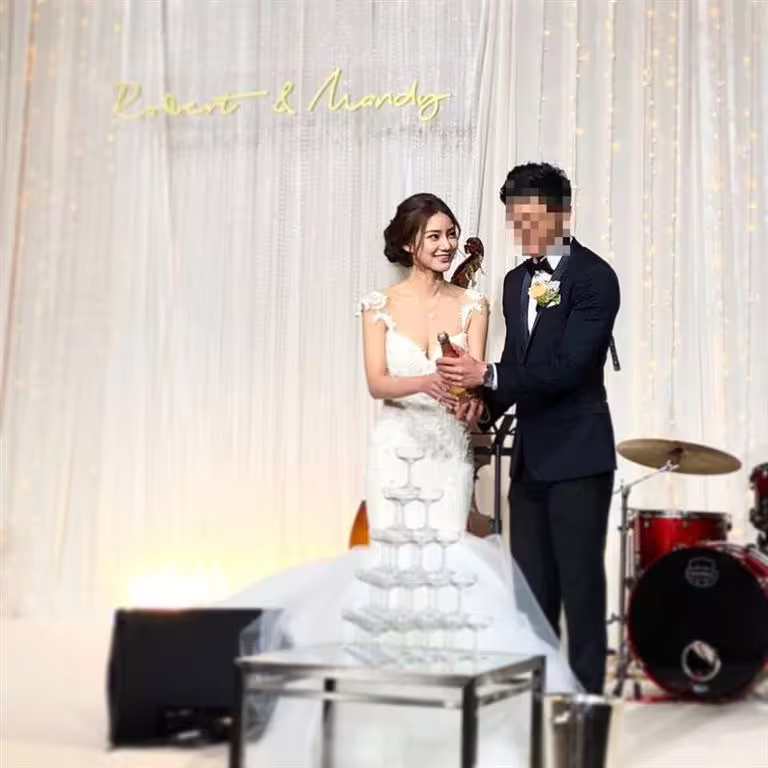 Mandy(左)遭Robert(右)毀滅式爆料。(圖/翻攝自Robert IG) Mandy(左)遭Robert(右)毀滅式爆料。(圖/翻攝自Robert IG)