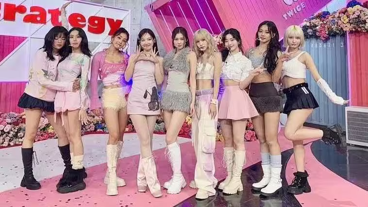 TWICE還沒開賣就傳出加場消息。（圖／翻攝自twicetagram IG）