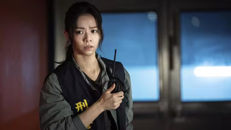 宋芸樺在《96分鐘》有精彩演出,好友柯震東特地到場探班。(圖/華影國際提供) 宋芸樺在《96分鐘》有精彩演出,好友柯震東特地到場探班。(圖/華影國際提供)