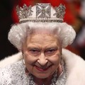 10個只有「英國女王」才能完全無視的法律。 #6她的權力「大到足以讓全世界害怕」！