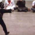 一代傳奇李小龍唯一一段「MMA格鬥」影片修復後曝光！超快身手讓眾人看到驚呆了！（影）