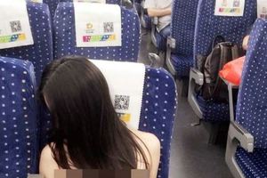  強國女子搭火車「直接上陣坐在座位」任人拍，照片一上傳就被網友瘋傳神出來源！