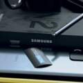 三星GalaxyS21渲染圖曝光新奇造型自帶SPen