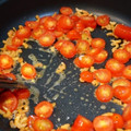 一碗番茄蛋花湯，竟救了無數人的「肝」！只要在煮湯前加「這個動作」就能有效養肝...分享給爸媽！