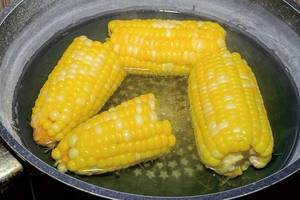 煮玉米時加上它，每天吃一個，等於慢跑1小時，半個月瘦身20斤，別知道太晚