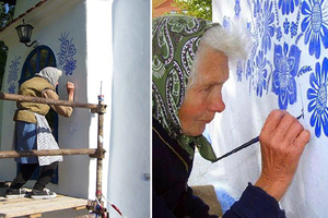 90歲老奶奶「為房子畫畫」，無數遊客慕名前來參觀！