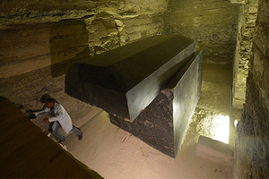 古代先進技術超驚人！埃及地底驚現「100吨巨大石箱」，裡面竟然是……超神秘！