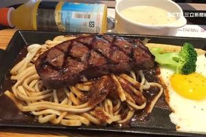 都是套餐！在地美食進軍商場　平均每人消費漲1倍