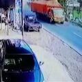 疑煞車失靈！印尼運糖卡車撞14車7屋　奪11命10傷