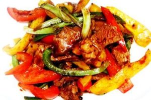 黑胡椒牛肉用紅肉烹調的菜式當中，黑胡椒牛肉很受歡迎