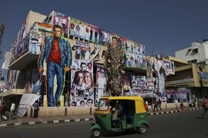 聽國歌起立不代表愛國 印度讓電影院自由選
