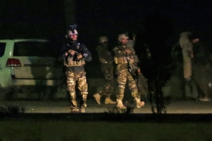 槍手闖阿富汗知名酒店挾持人質　已釀多人死傷