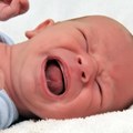 新生兒睡眠訓練 哭泣到睡著好不好？