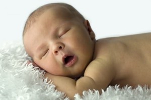 預防嬰兒猝死症 確保寶寶睡眠安全