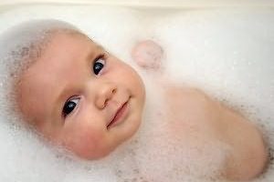嬰兒洗澡護理用品選擇要領