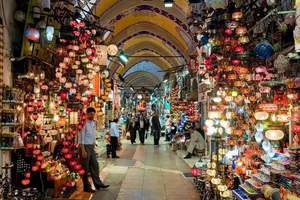 超美的伊斯坦堡《大巴扎 琉璃燈集市》充滿色彩的商店人覺得超夢幻