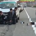 警父遭2車撞倒輾斃…兒見屍體跪地痛哭 肇事者竟是「義子」