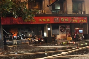 高雄食店大爆炸16傷 原因業者改用這東西照成的