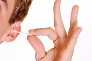 耳屎需要「定期清理」嗎？專家建議「最多一週一次」但有這種狀況的人例外！